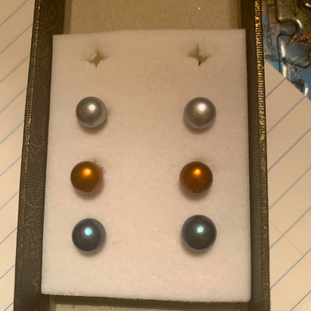 Elegant Multi-Color Pearl Stud Earrings Set